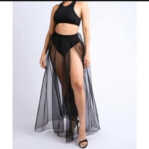 Elegant Black SheerTulle Two Piece Cropped Top and Skirt Set